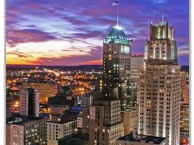 Using ArcGIS Urban to Demonstrate Solutions to Affordable Housing in Newark, New&nbsp;Jersey